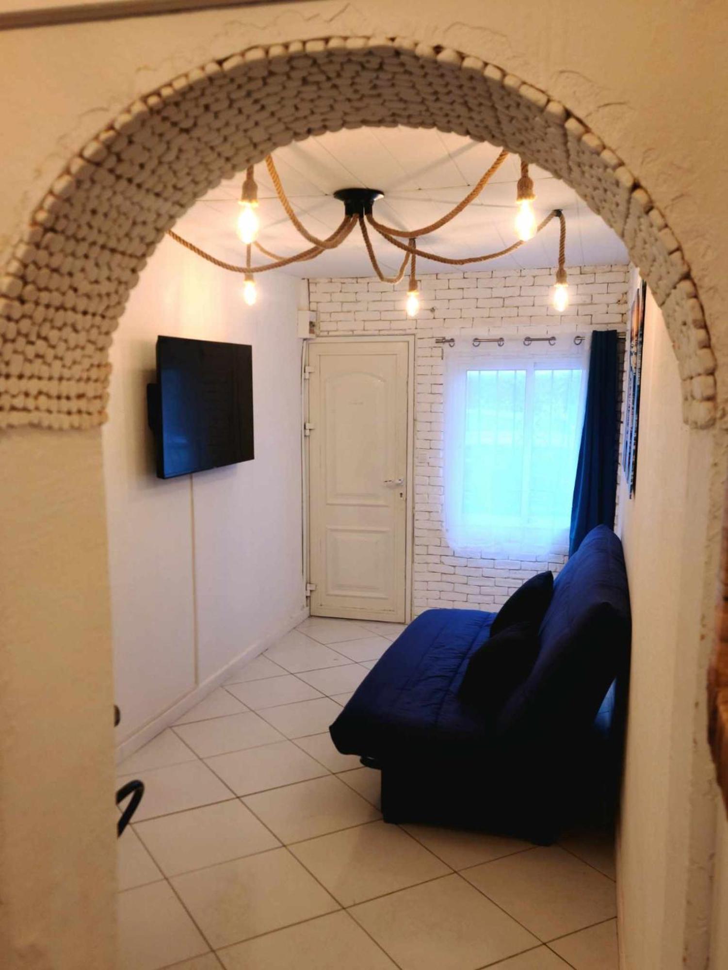 A Cote De La Apartment
